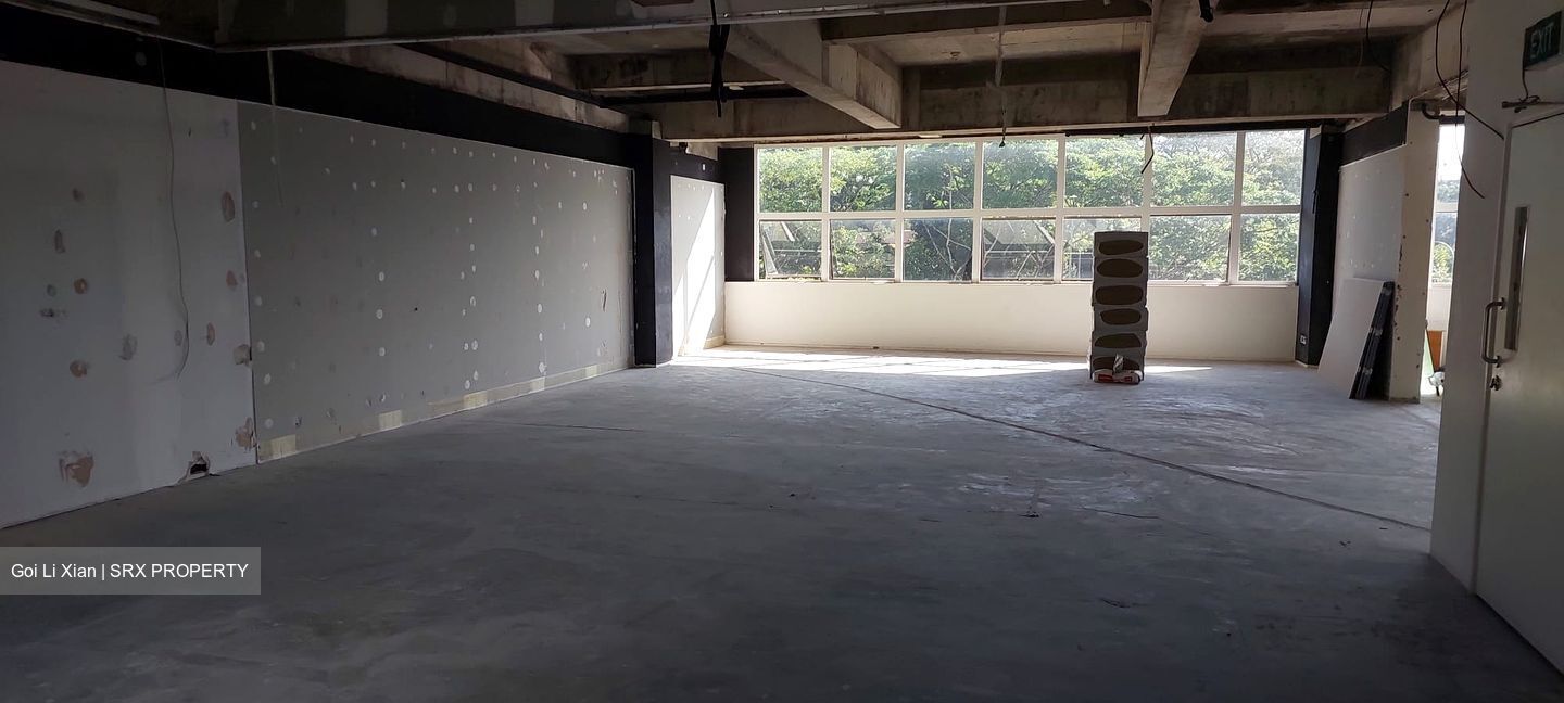 Old Holland Road (D10), Office #580184821